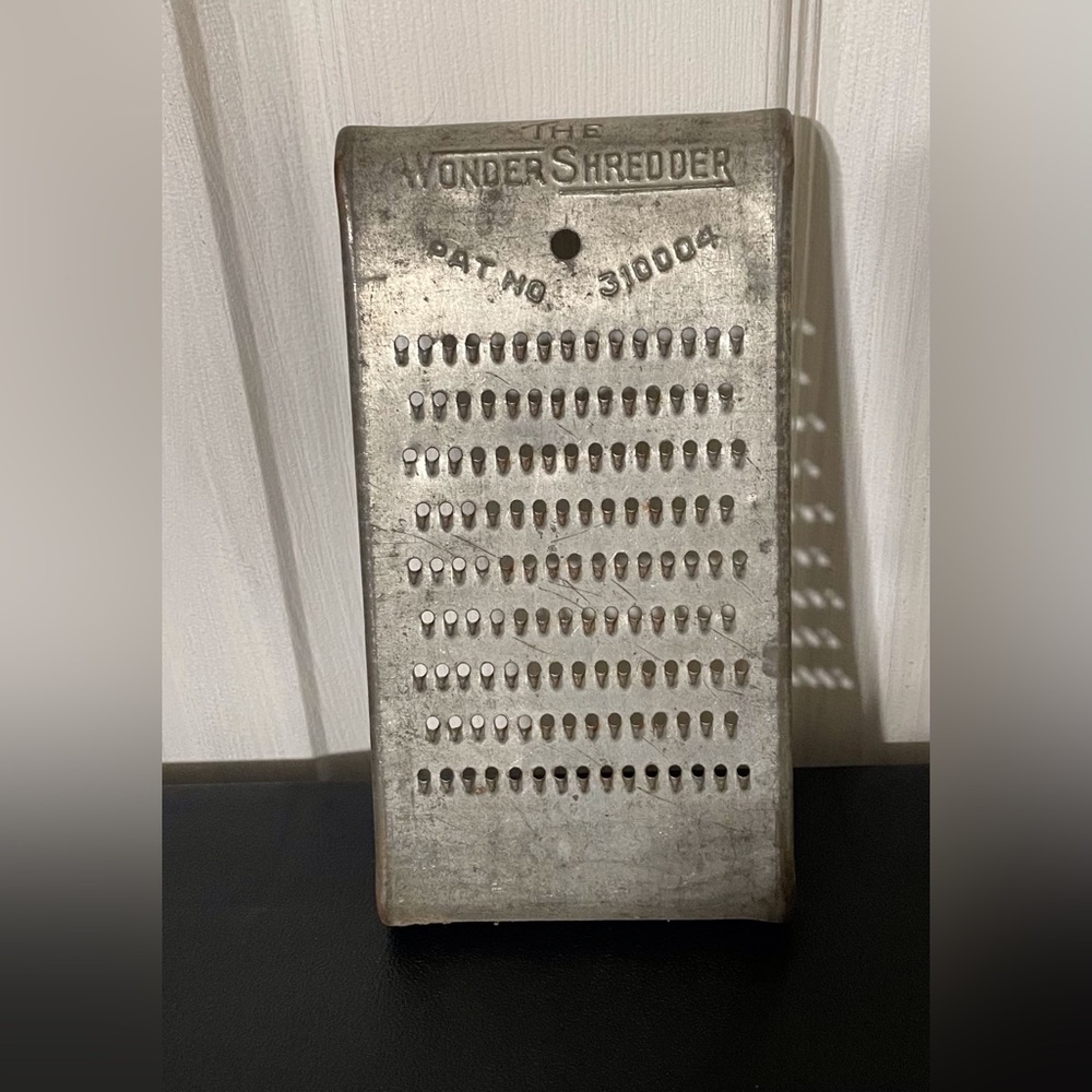 Vintage The Wonder Shredder Kitchen Grater
